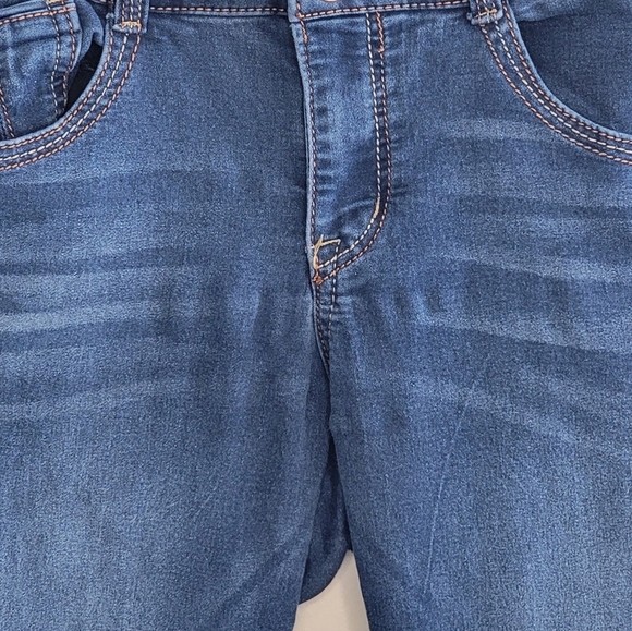 Democracy | Rebel Itty Bitty Boot Cut Jeans with Stretch Size 8 - Picture 3 of 5
